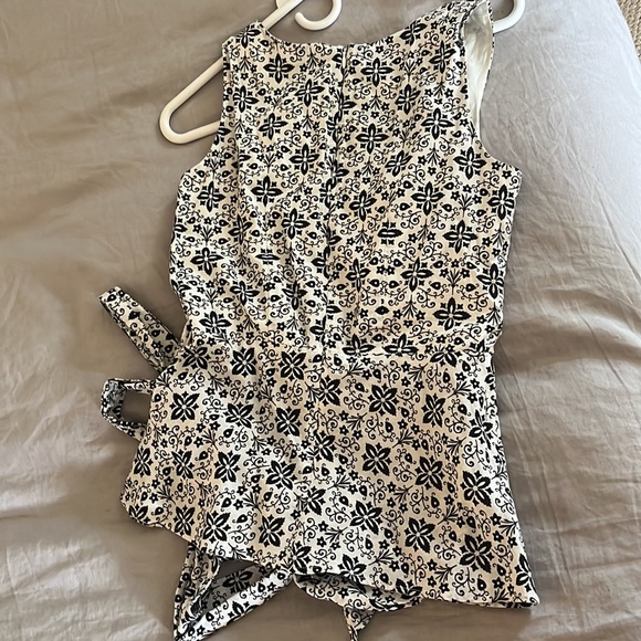 Boden top size 4 USA - Picture 3 of 6